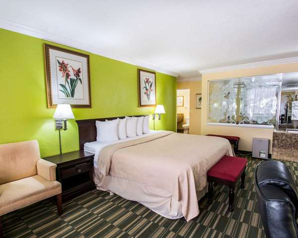  - Quality Inn & Suites on the Beach Ormond Beach