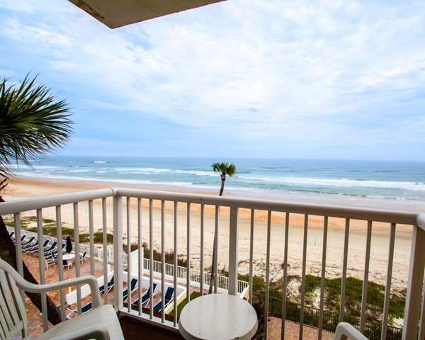 Suite - Quality Inn & Suites on the Beach Ormond Beach