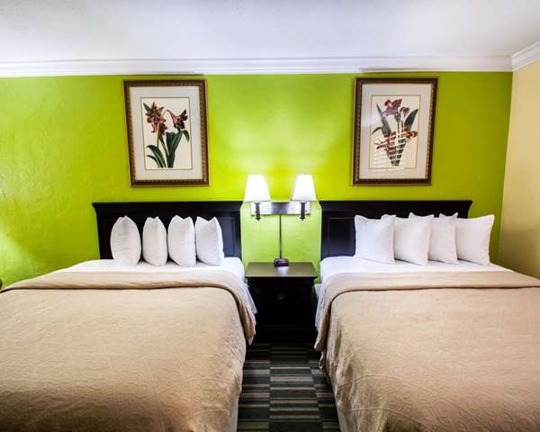 Suite - Quality Inn & Suites on the Beach Ormond Beach