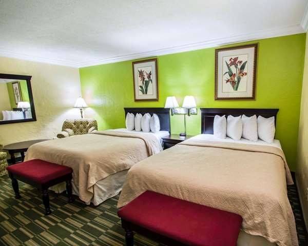 Suite - Quality Inn & Suites on the Beach Ormond Beach