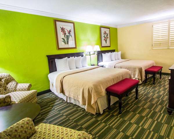 Suite - Quality Inn & Suites on the Beach Ormond Beach