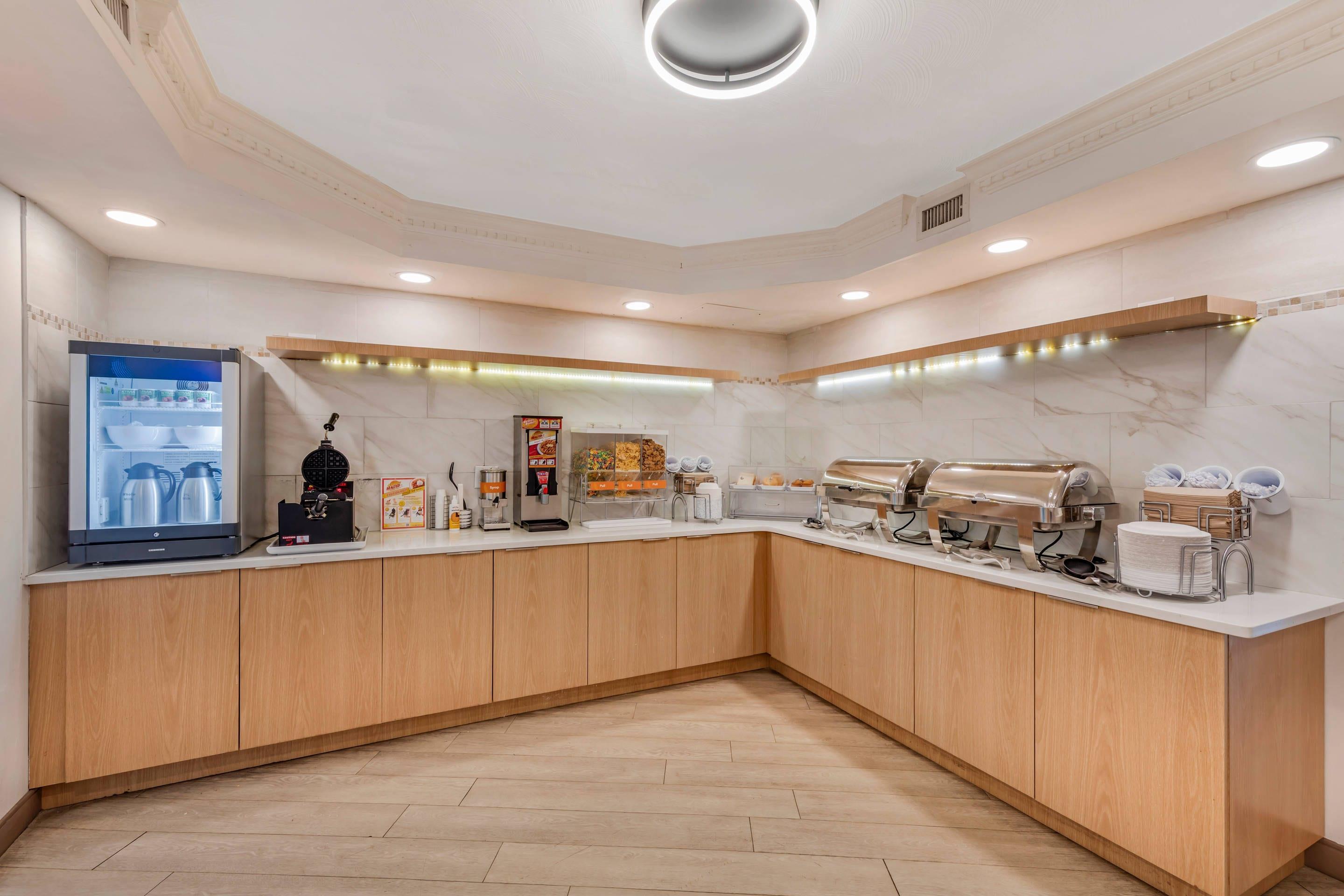 Breakfast area