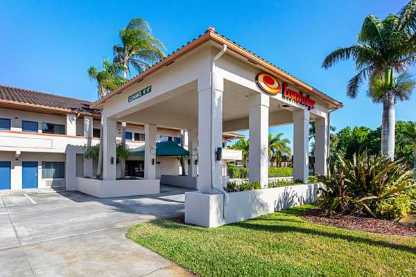 Exterior view - Econo Lodge Vero Beach