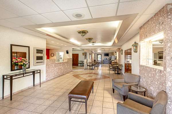  - Econo Lodge Vero Beach