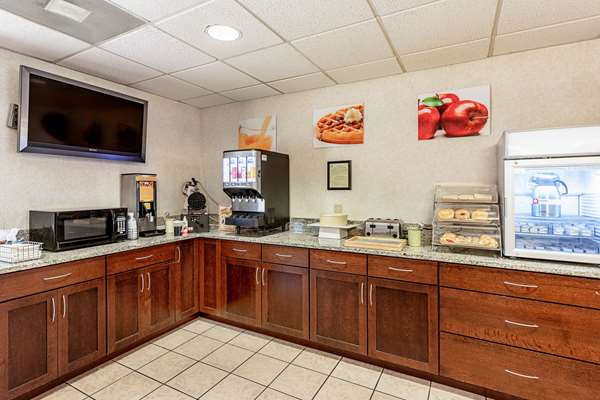 Amenities - Econo Lodge Vero Beach