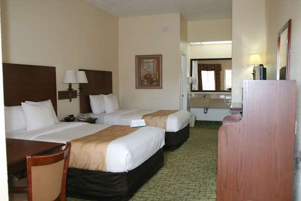  - Quality Inn Weeki Wachee