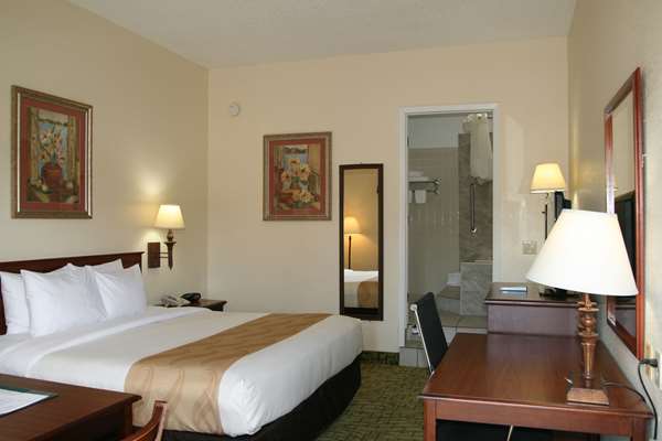  - Quality Inn Weeki Wachee
