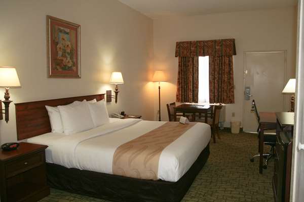  - Quality Inn Weeki Wachee