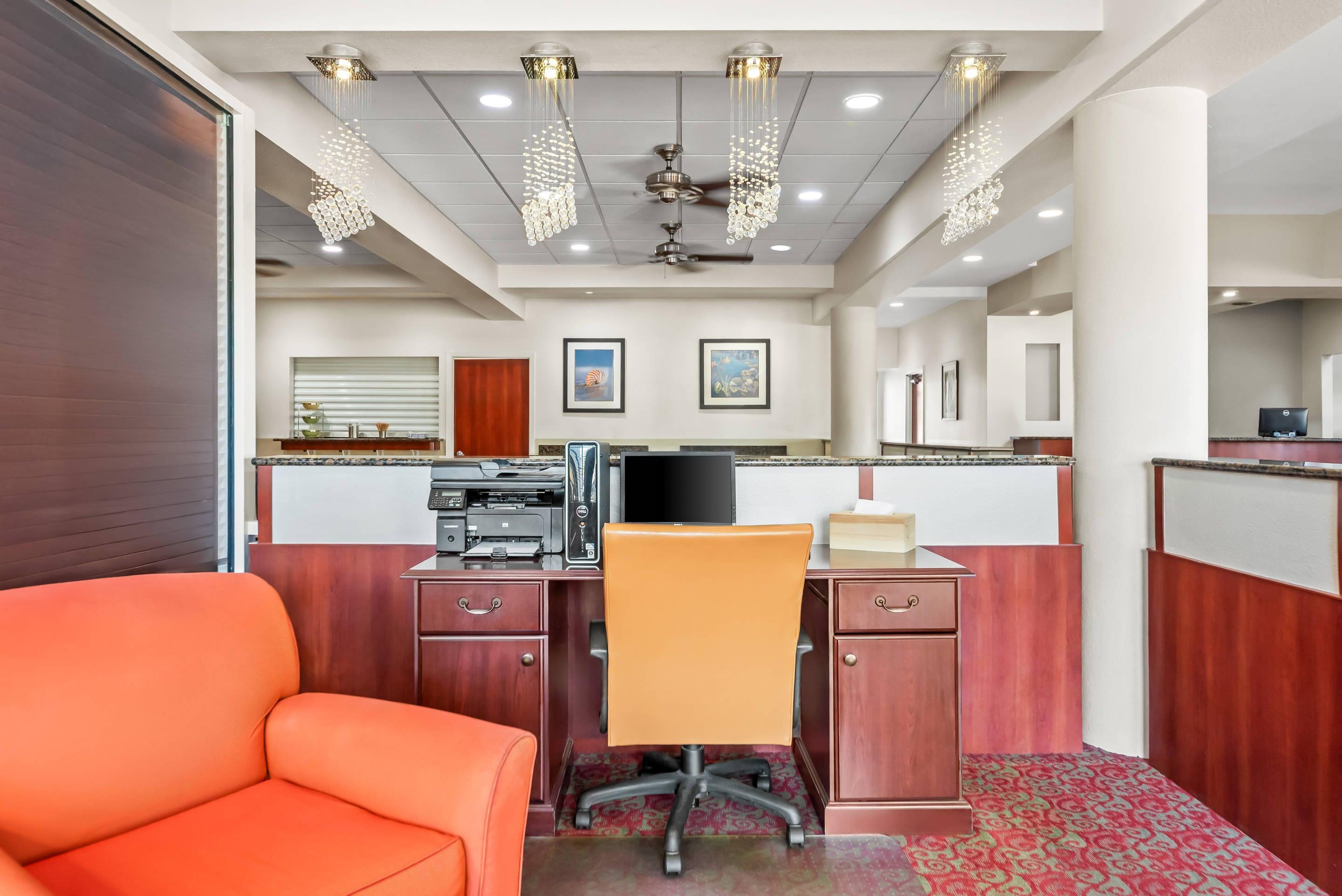 Business center | Quality Inn Weeki Wachee