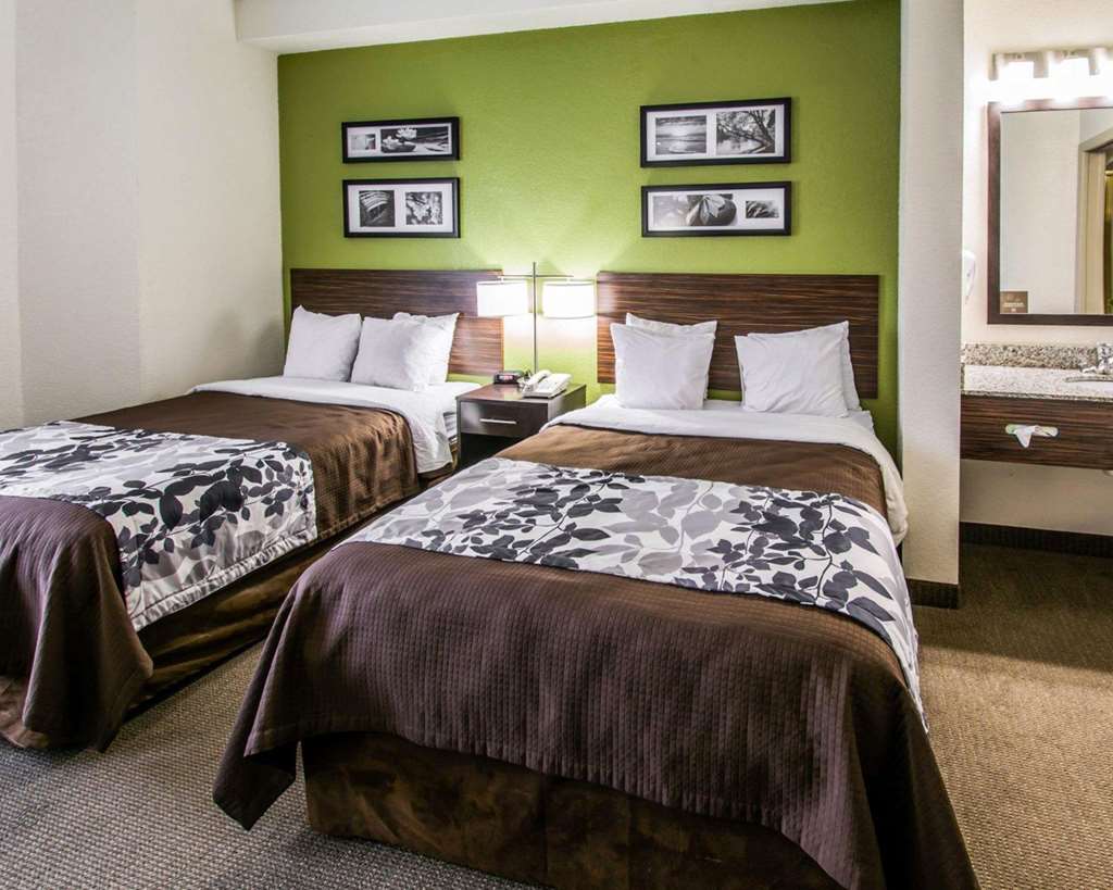 SLEEP INN FORT PIERCE I-95-guestroom-Guest Room,Bathroom,On-Site.jpg