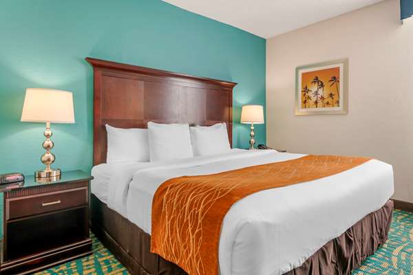  - Comfort Inn & Suites Tamarac