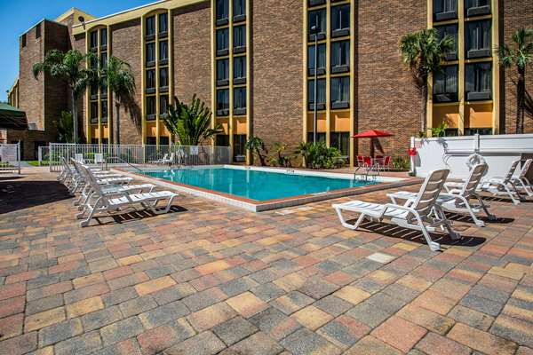 Pool - Comfort Inn Maingate Kissimmee - I-4, Exit 64B