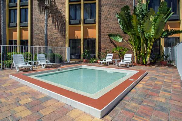 Pool - Comfort Inn Maingate Kissimmee - I-4, Exit 64B