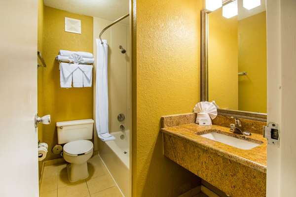 Suite - Comfort Inn Maingate Kissimmee - I-4, Exit 64B