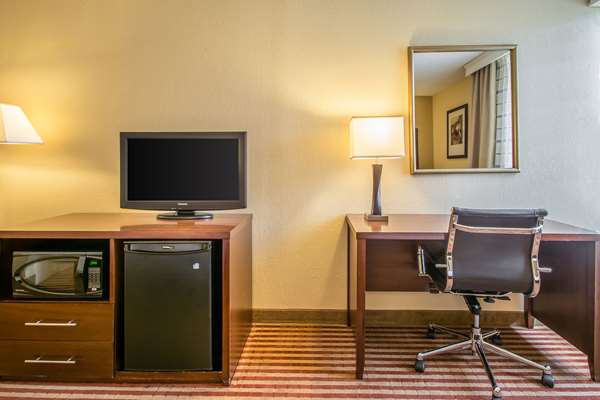 Suite - Comfort Inn Maingate Kissimmee - I-4, Exit 64B