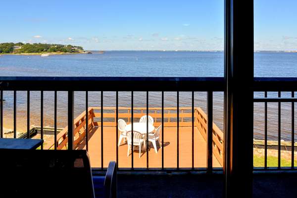 Suite - Quality Inn & Suites Gulf Breeze