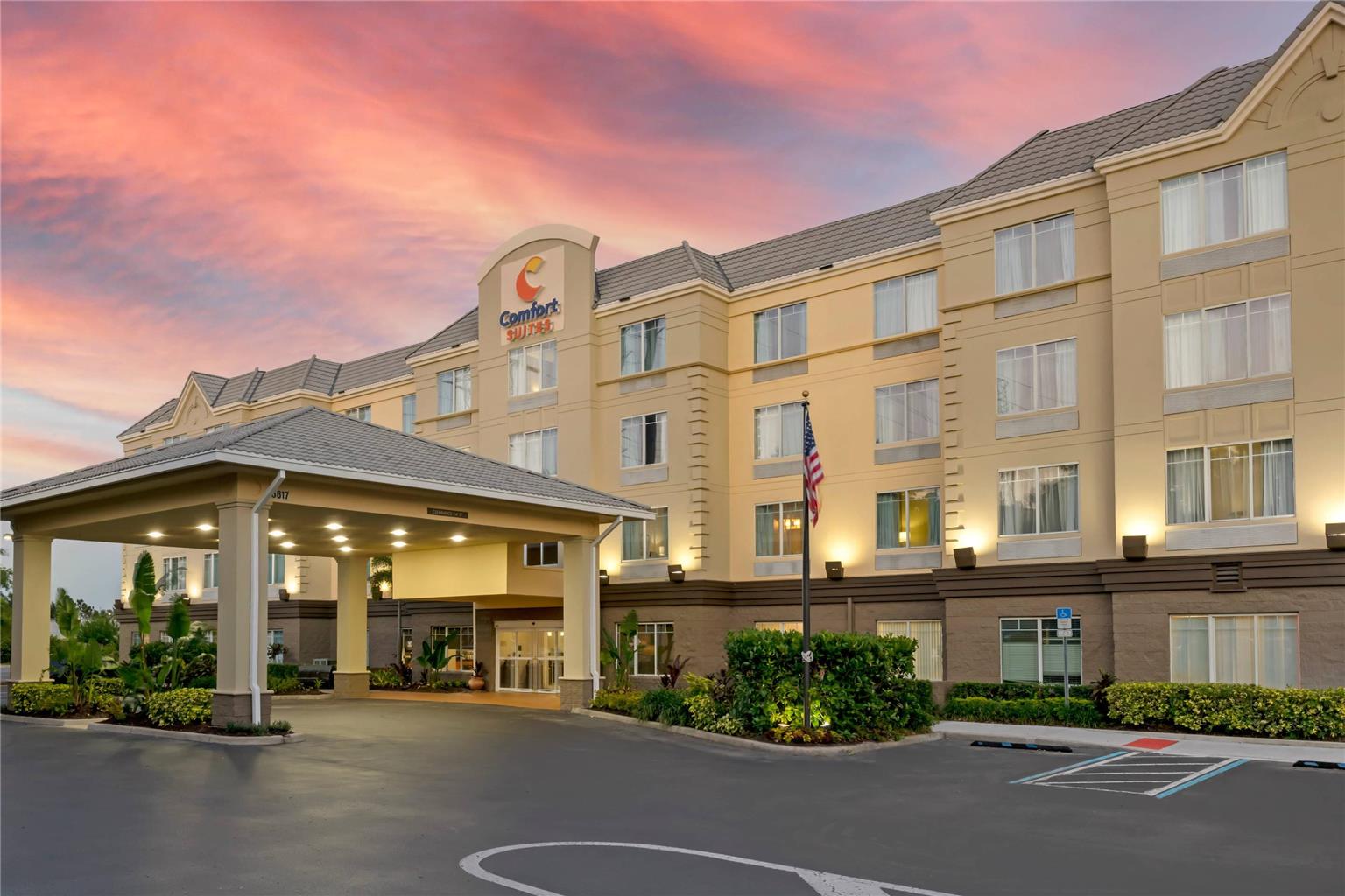 Comfort Suites Near Universal Orlando
