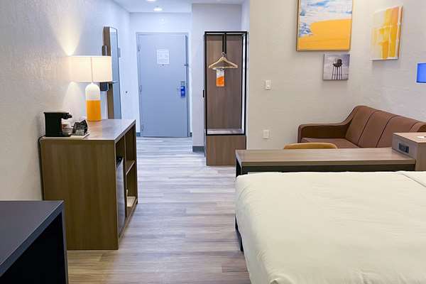 Suite - Comfort Suites Clearwater