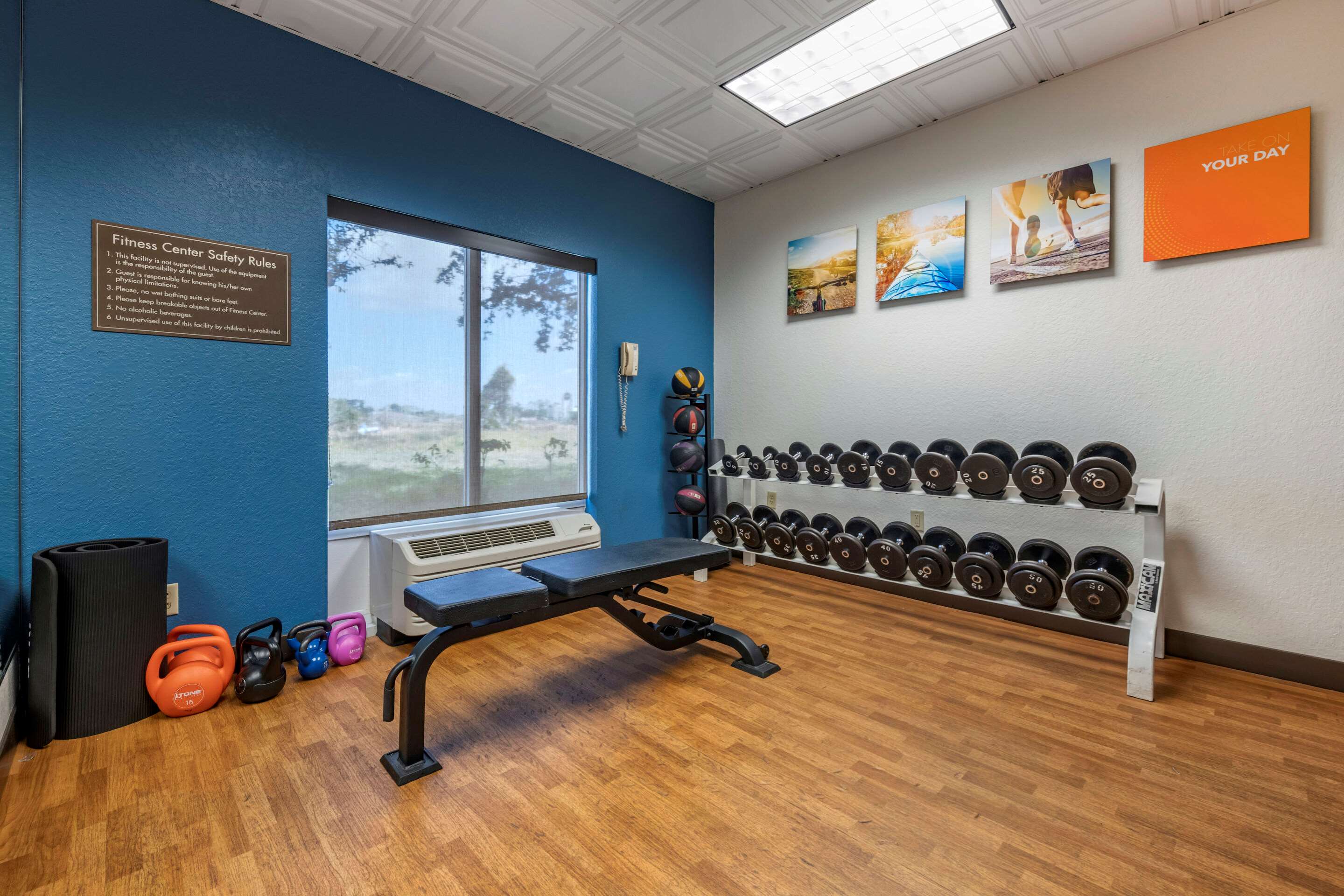Fitness center | Comfort Inn & Suites Orlando North