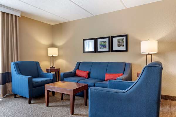 Suite - Comfort Inn & Suites Sanford - I-4, Exit 101C