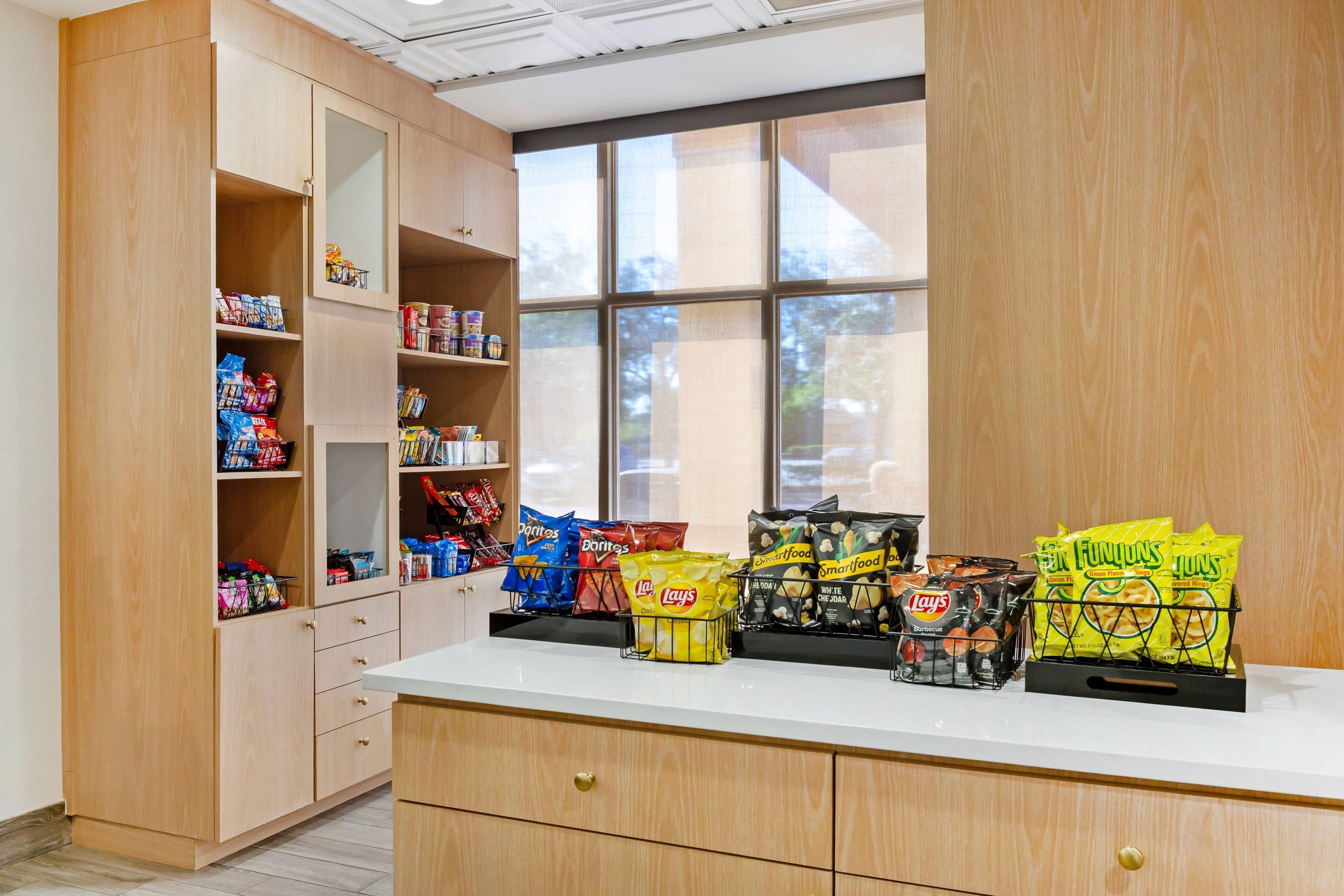 Hotel marketplace | Comfort Inn & Suites Orlando North