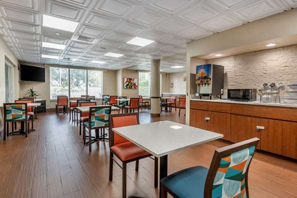 Amenities - Comfort Suites Sawgrass Tamarac