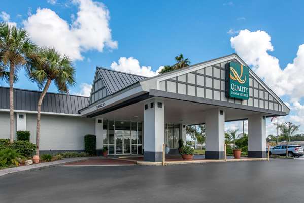 Exterior view - Quality Inn Suites & Conference Center Brooksville - I-75, Exit 301