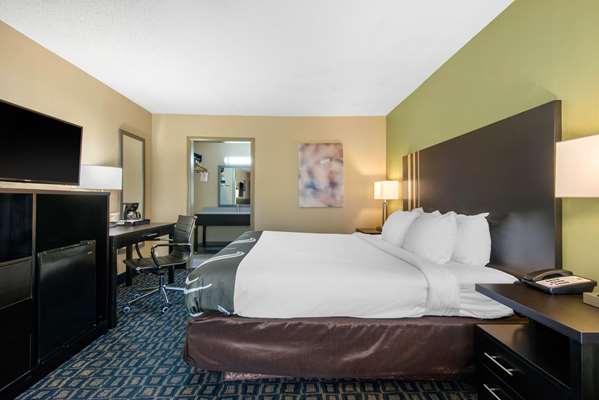  - Quality Inn Suites & Conference Center Brooksville - I-75, Exit 301