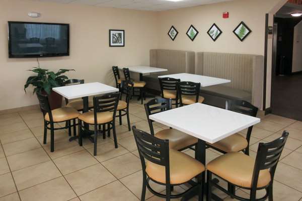 Amenities - Sleep Inn & Suites Dania Beach