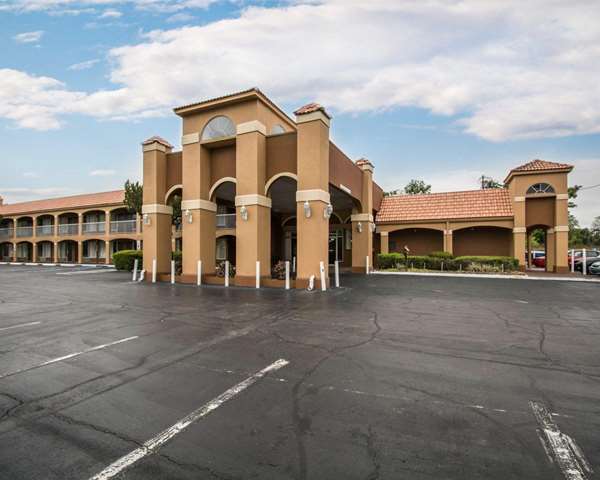 Exterior view - Quality Inn Alachua