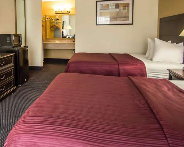  - Quality Inn Alachua