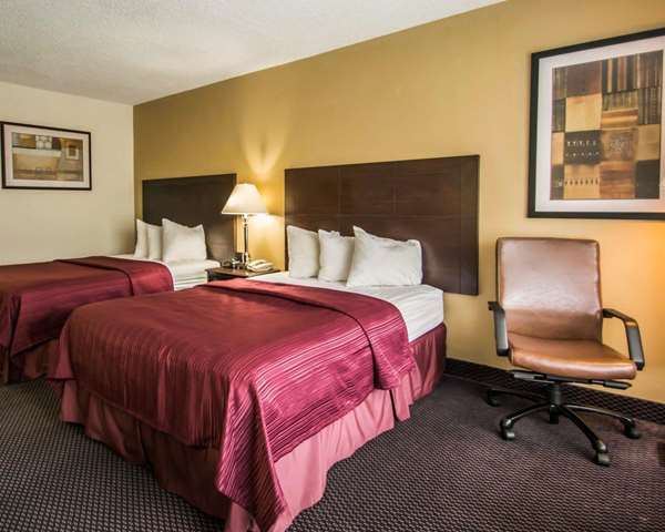  - Quality Inn Alachua