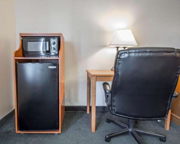 Suite - Quality Inn Gainesville - I-75, Exit 382