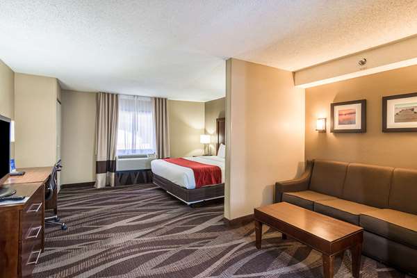 Suite - Comfort Inn Airport Pensacola - I-10, Exit 13