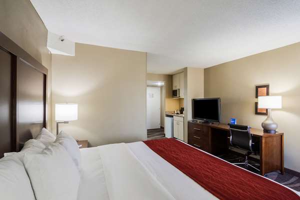  - Comfort Inn Airport Pensacola - I-10, Exit 13