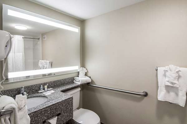  - Comfort Inn Airport Pensacola - I-10, Exit 13