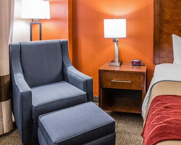  - Comfort Inn & Suites Lakeland - I-4, Exit 32