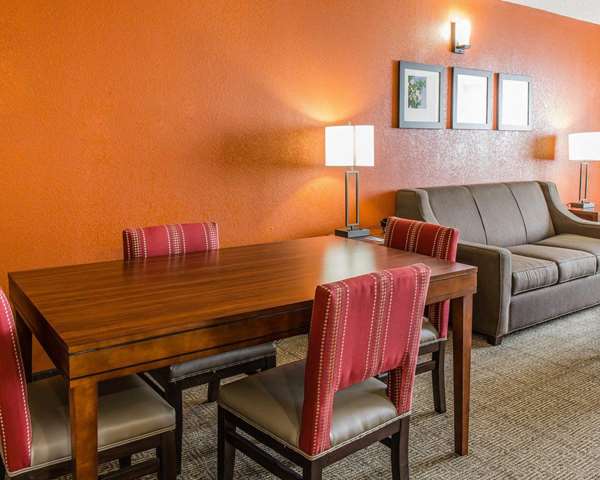 Suite - Comfort Inn & Suites Lakeland - I-4, Exit 32