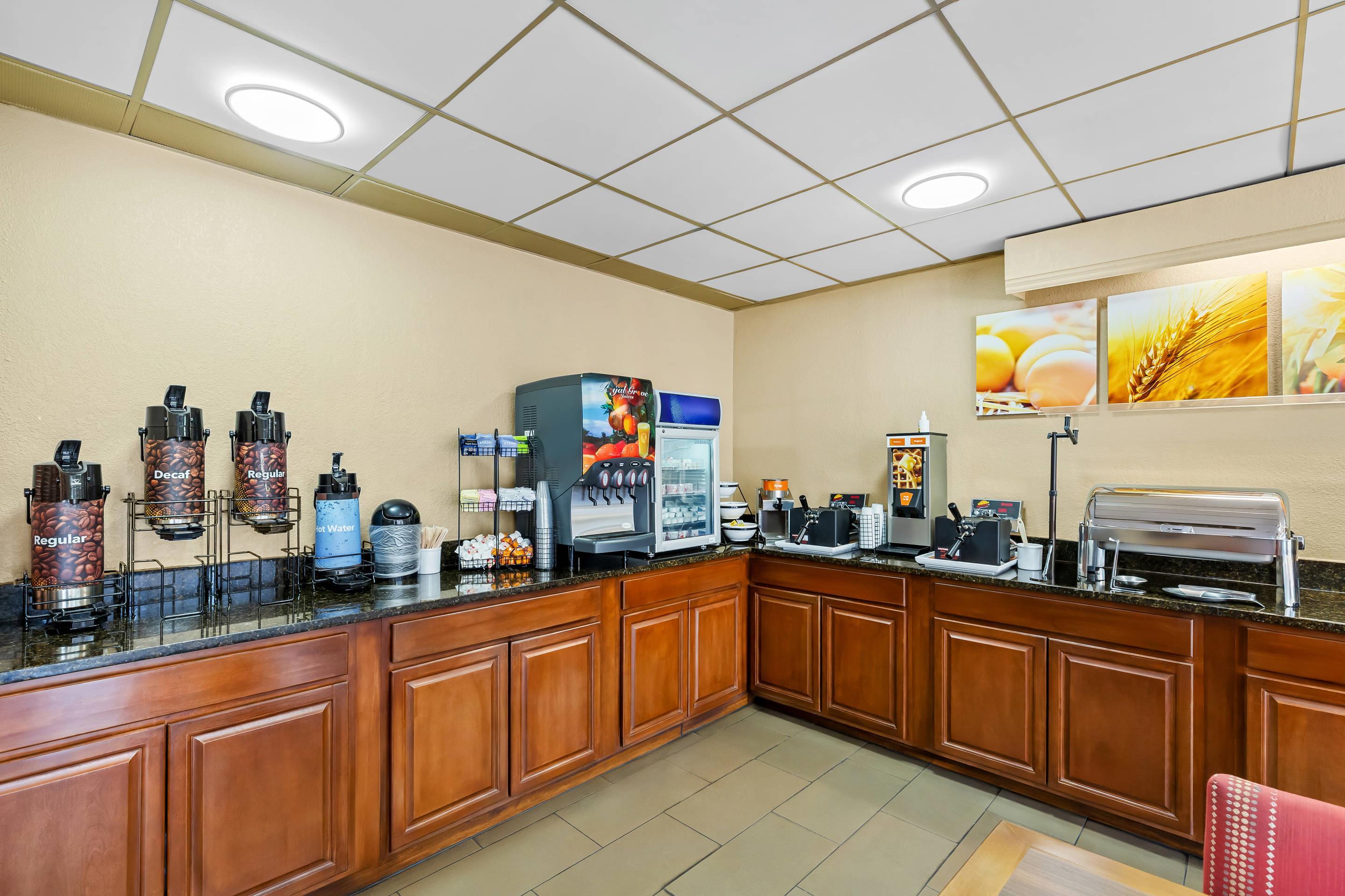 Breakfast area