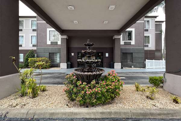 Exterior view - Sleep Inn & Suites Lakeland - I-4, Exit 33