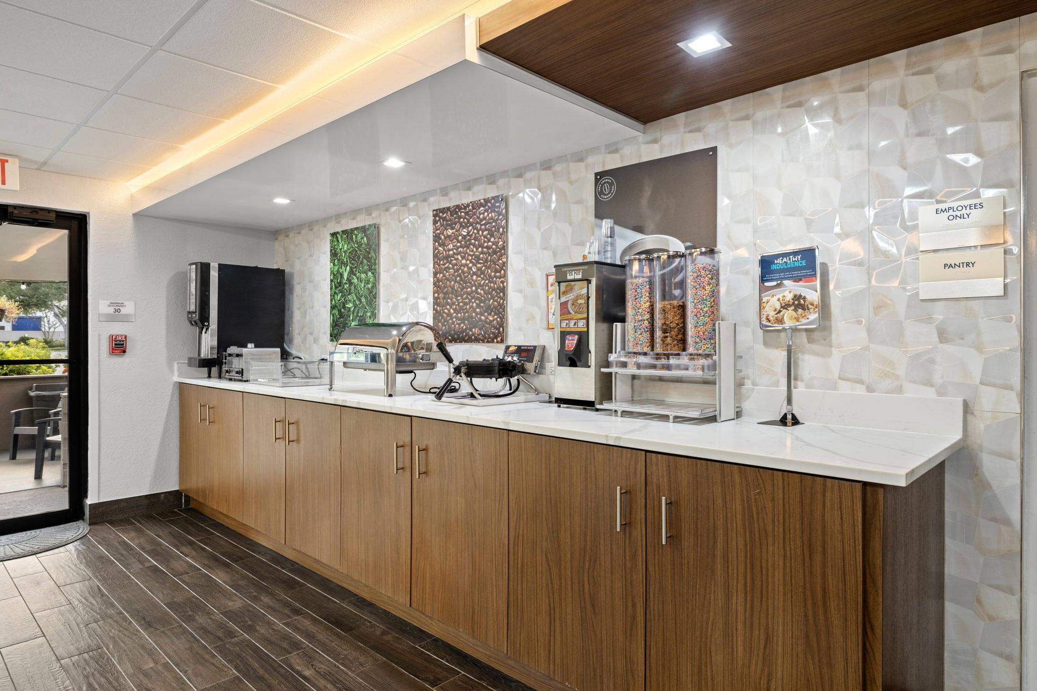 Breakfast area