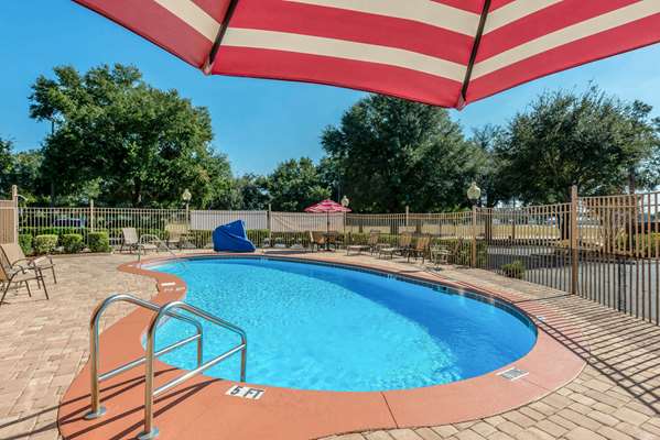 Pool - Sleep Inn & Suites Ocala - I-75, Exit 341