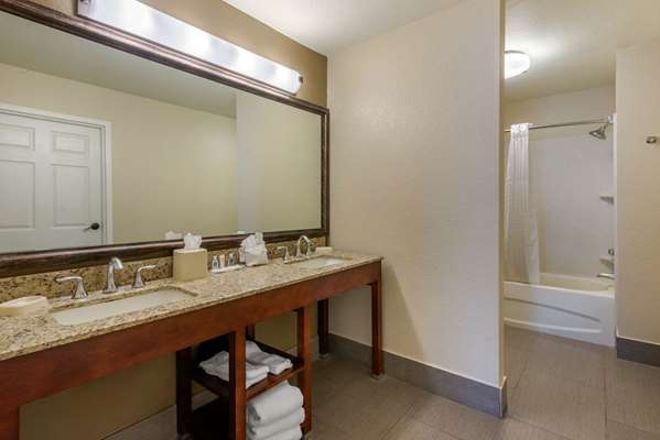  - Comfort Suites Lady Lake