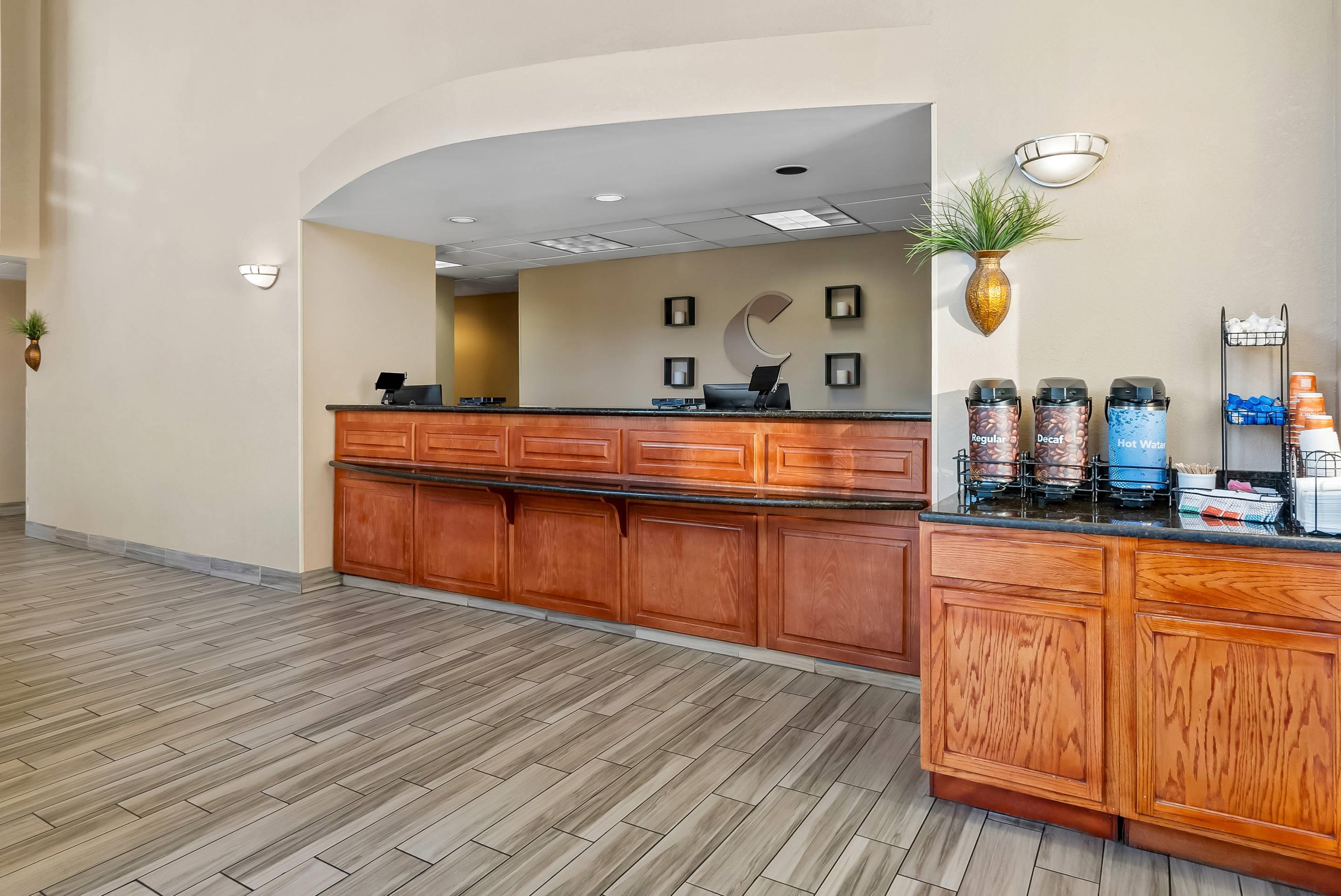 Hotel lobby | Comfort Inn & Suites Panama City - St Andrew