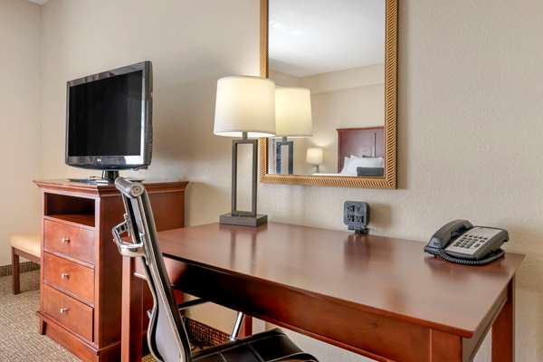Suite - Comfort Suites Ocala - I-75, Exit 354