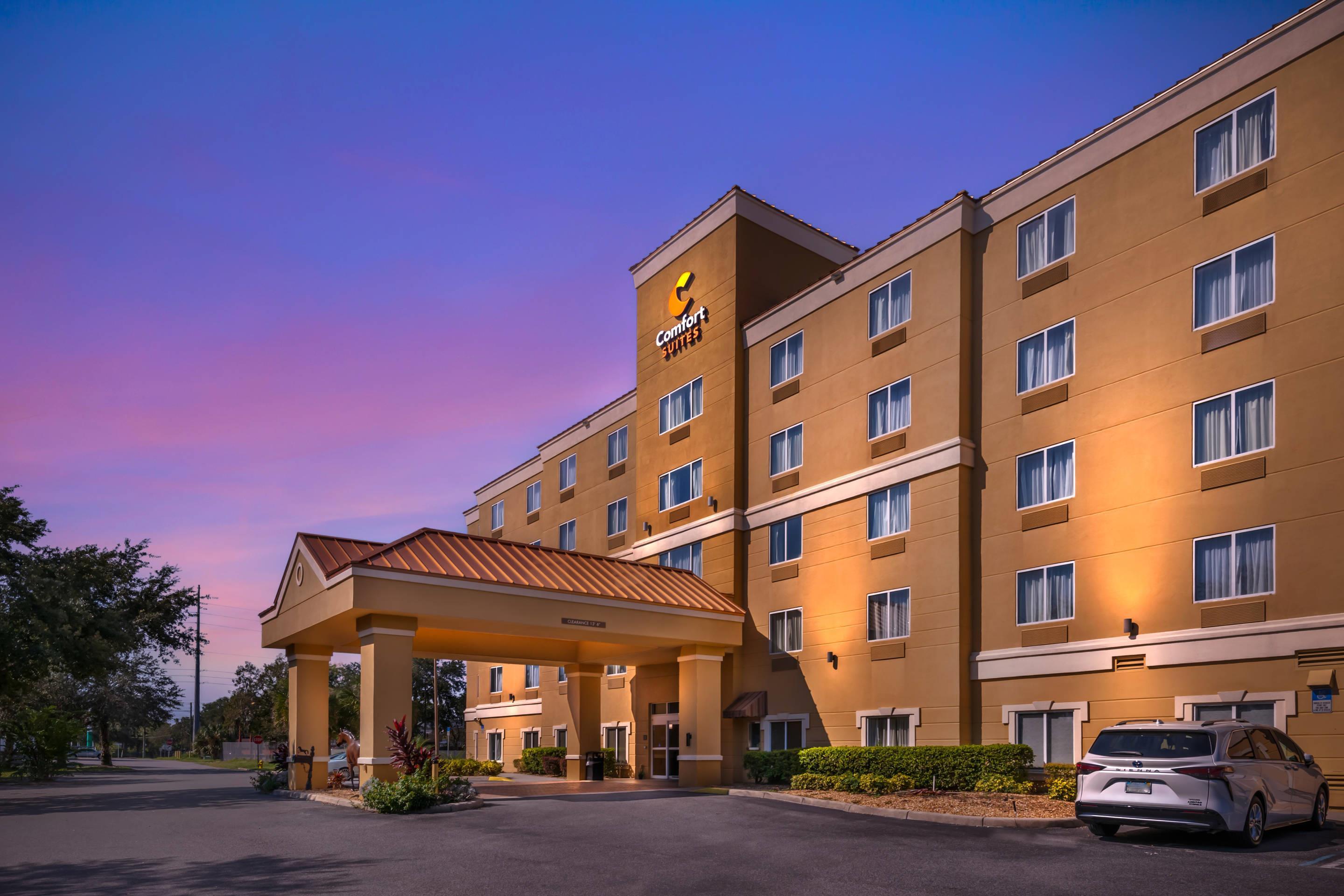 Twilight | Comfort Suites Ocala North