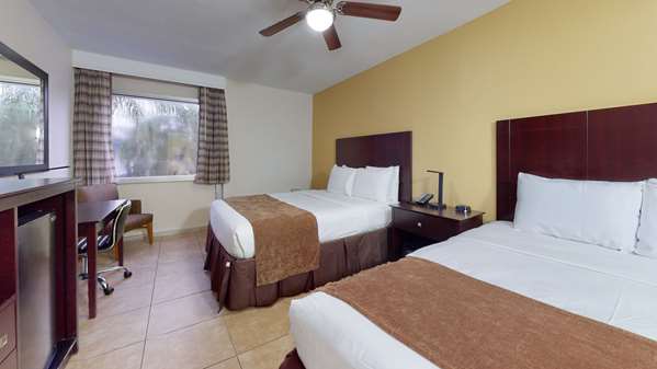  - Rodeway Inn & Suites Fort Lauderdale - I-95, Exit 25