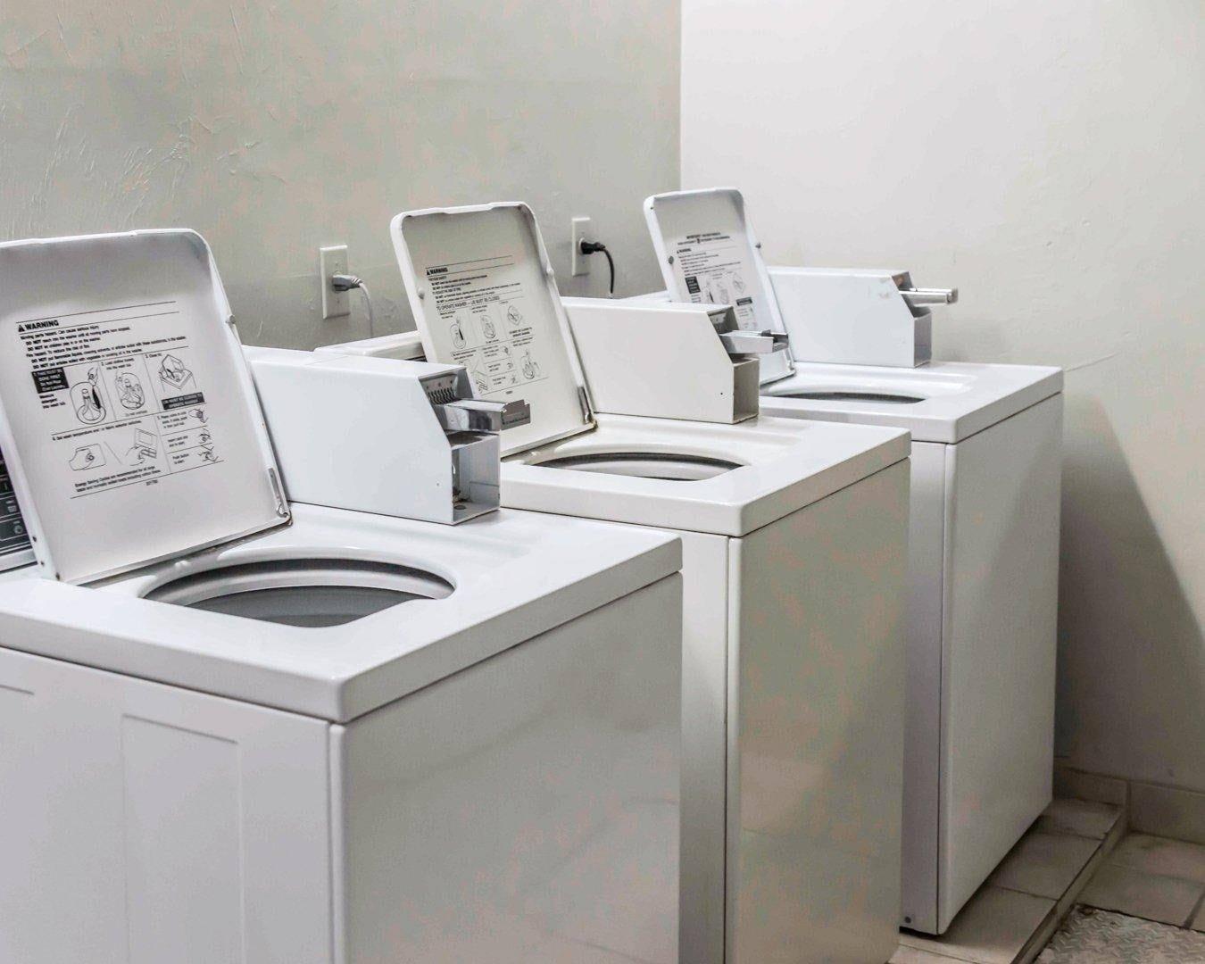 Guest laundry facilities | Suburban Studios Tallahassee near University