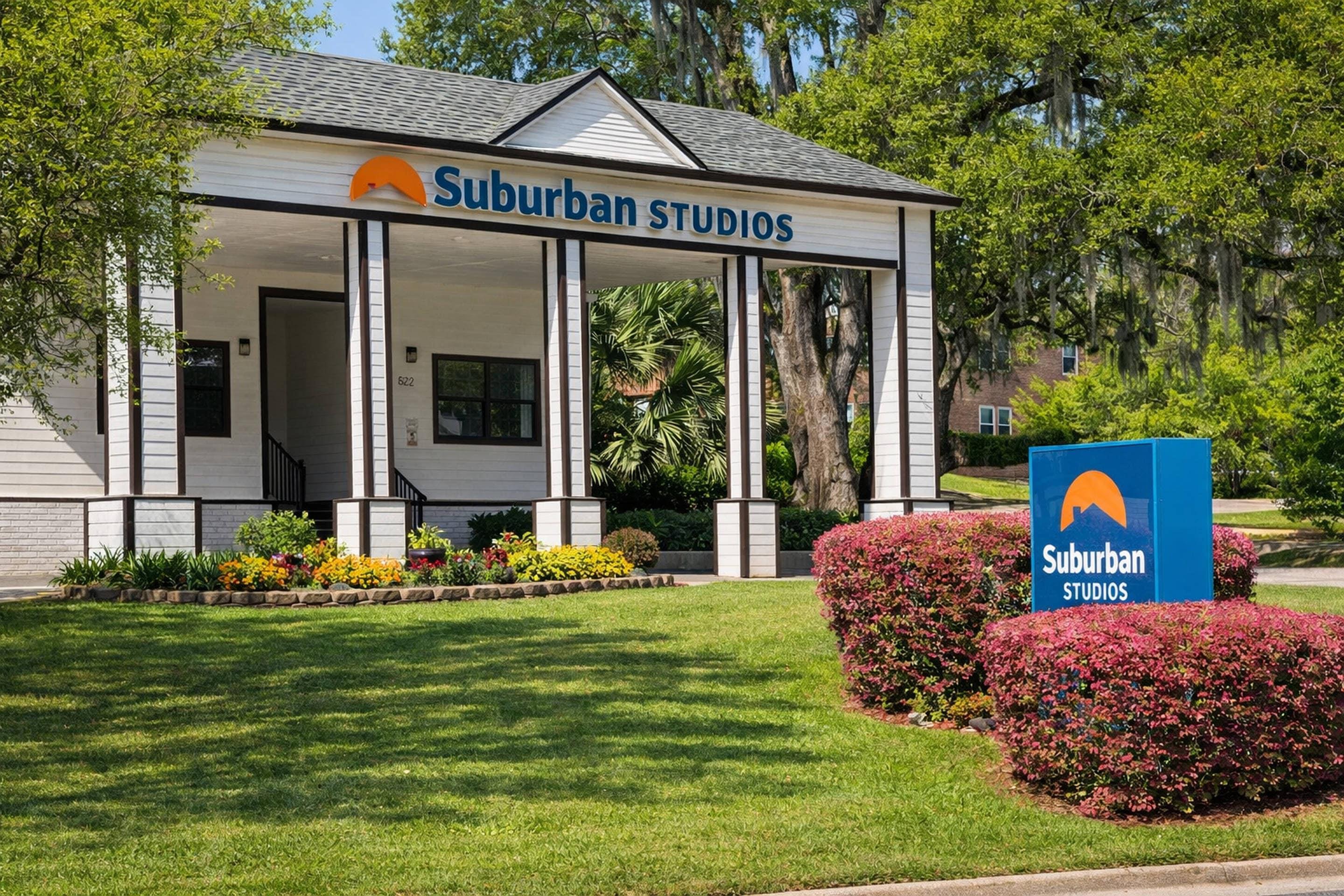 Hotel exterior | Suburban Studios Tallahassee near University