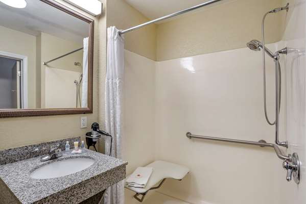  - Comfort Inn & Suites Marianna - I-10, Exit 142